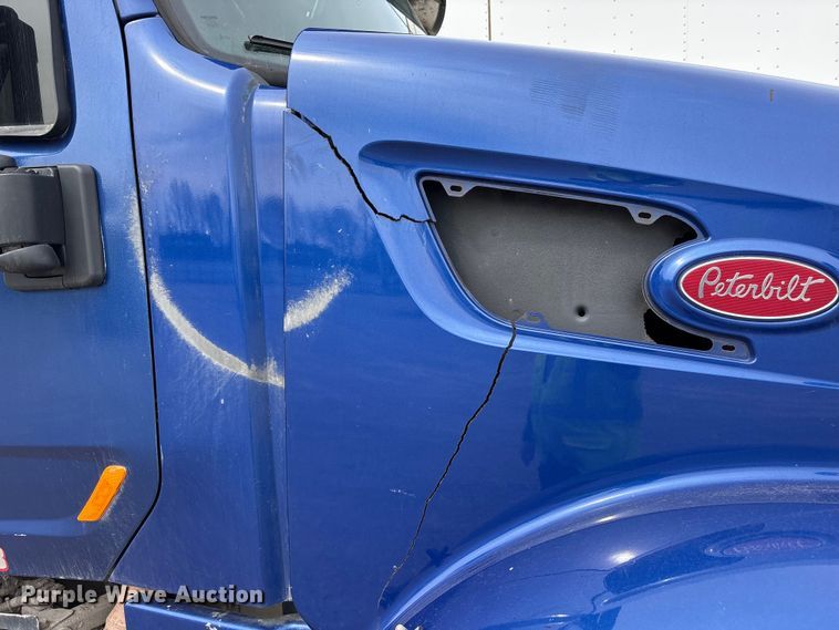 image for item YA2873 2018 Peterbilt 567 dump truck