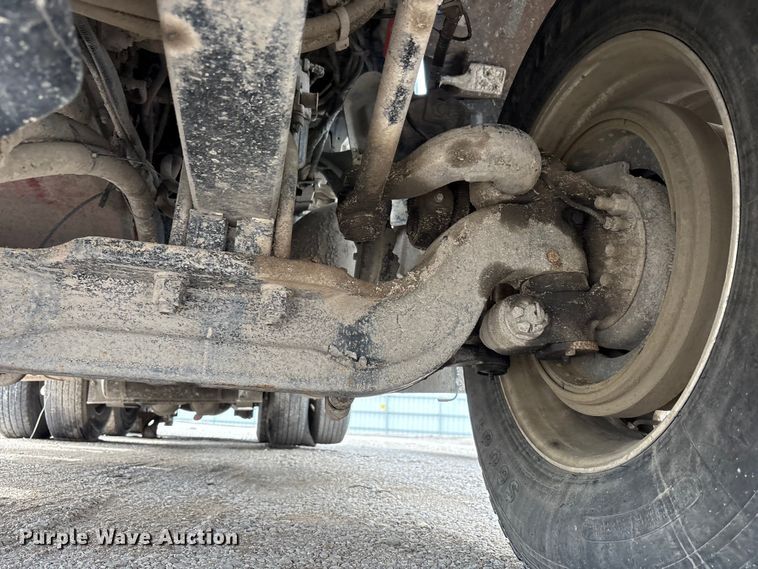 image for item YA2873 2018 Peterbilt 567 dump truck