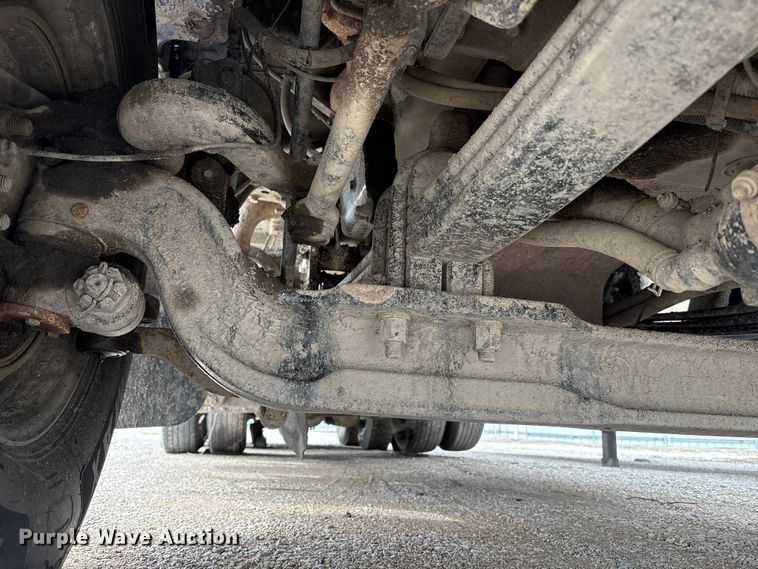 image for item YA2873 2018 Peterbilt 567 dump truck