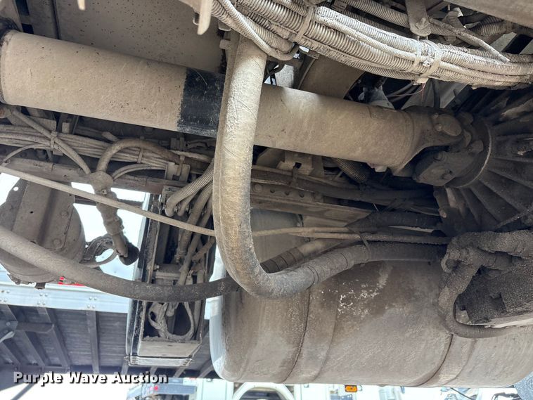 image for item YA2873 2018 Peterbilt 567 dump truck