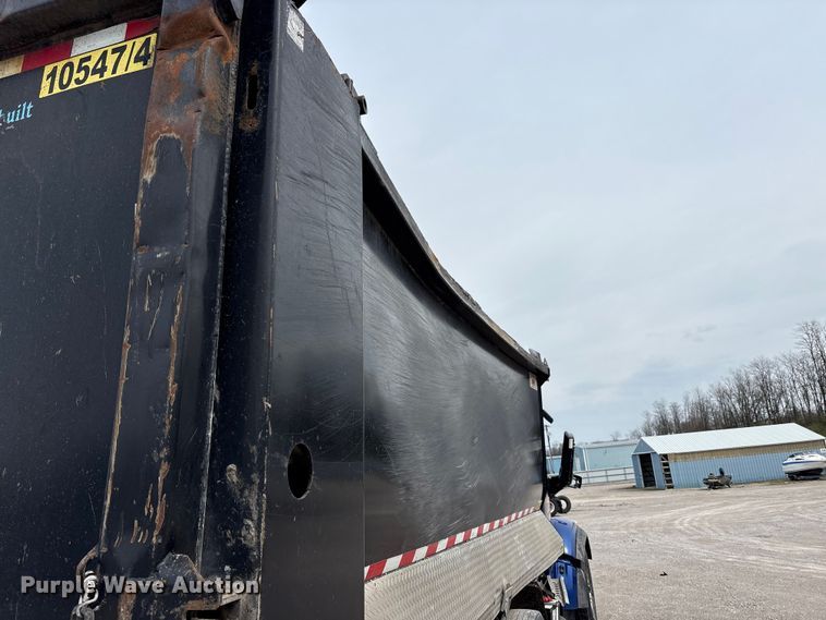 image for item YA2873 2018 Peterbilt 567 dump truck