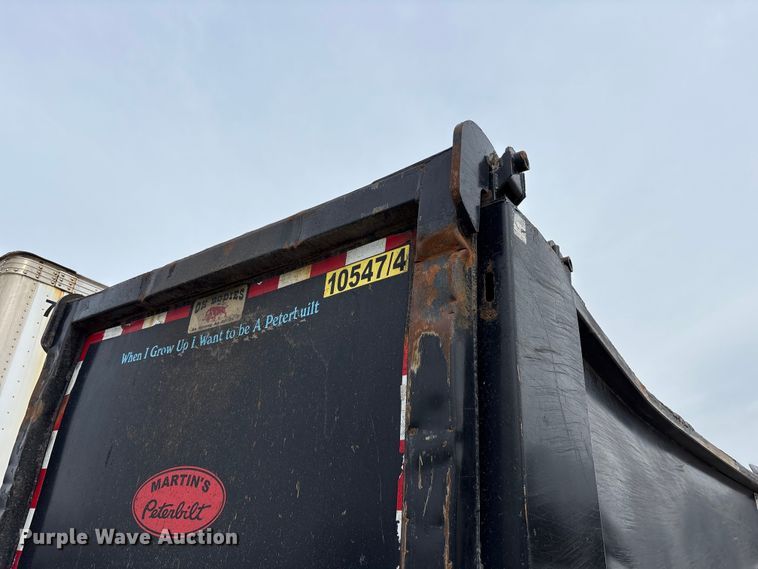 image for item YA2873 2018 Peterbilt 567 dump truck
