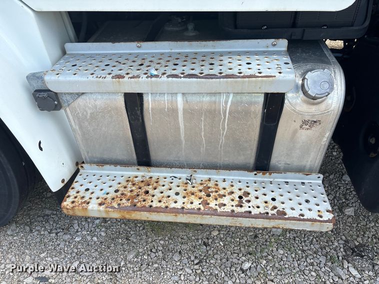 image for item YA3093 2014 Freightliner Business Class M2 cable placer bucket truck