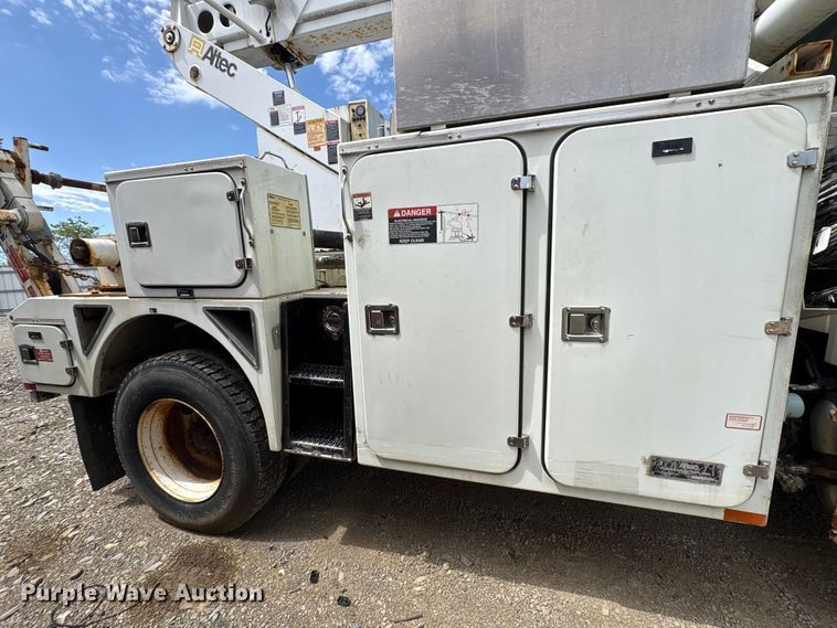 image for item YA3093 2014 Freightliner Business Class M2 cable placer bucket truck