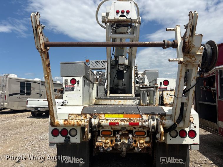 image for item YA3093 2014 Freightliner Business Class M2 cable placer bucket truck