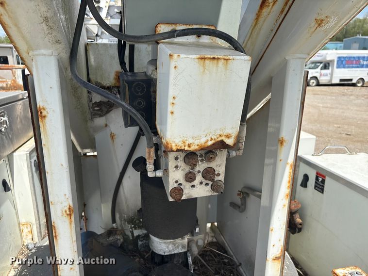 image for item YA3093 2014 Freightliner Business Class M2 cable placer bucket truck