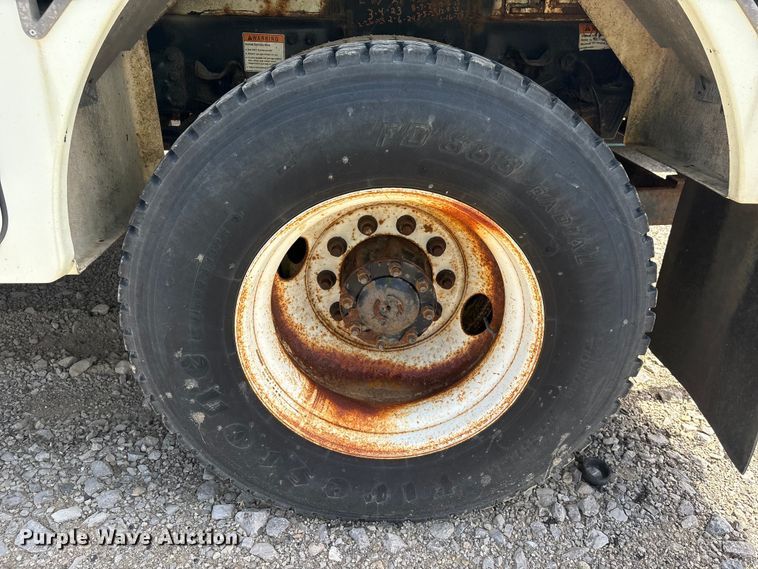 image for item YA3093 2014 Freightliner Business Class M2 cable placer bucket truck