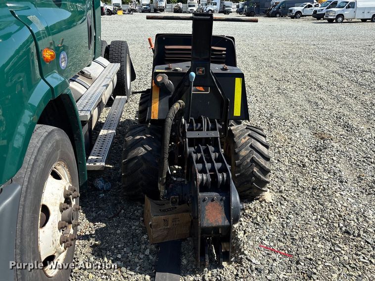 image for item YA3099 2015 Ditch Witch 410SX trencher