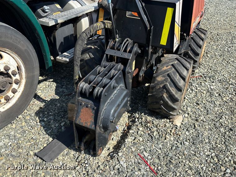 image for item YA3099 2015 Ditch Witch 410SX trencher