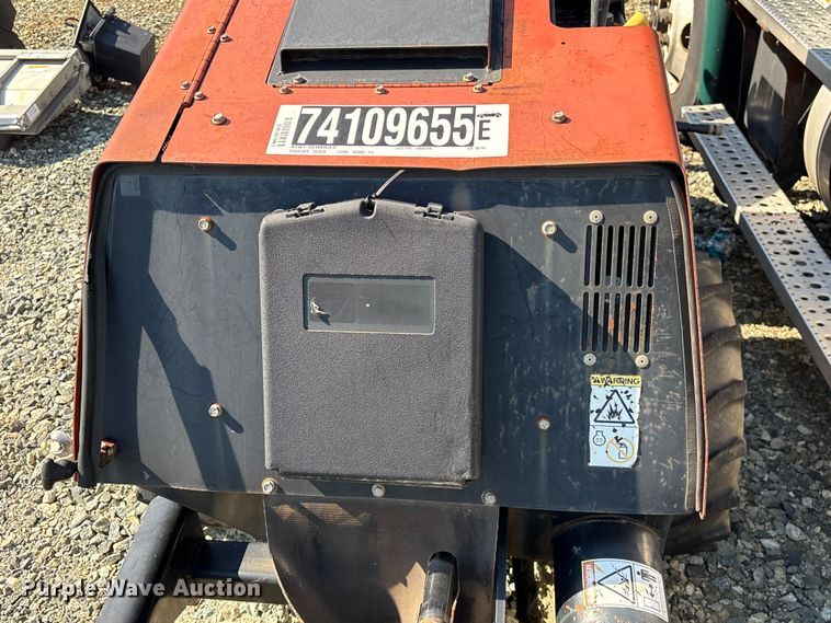 image for item YA3099 2015 Ditch Witch 410SX trencher