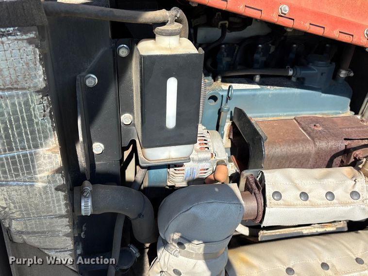image for item YA3099 2015 Ditch Witch 410SX trencher