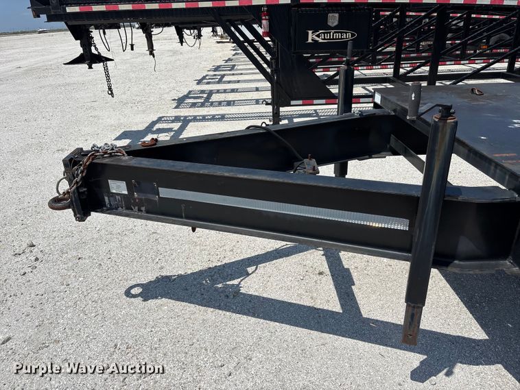 image for item YA3110 Antenna tower trailer