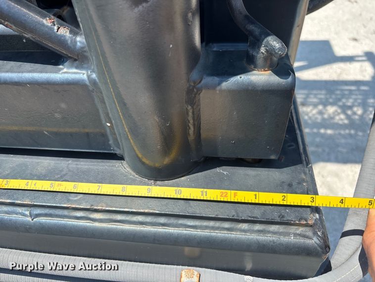 image for item YA3110 Antenna tower trailer
