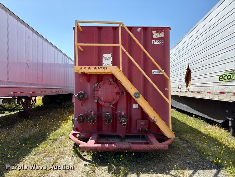 image for item YA3170 Dragon Products frac tank trailer