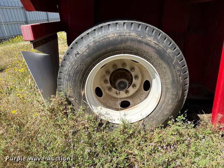 image for item YA3170 Dragon Products frac tank trailer