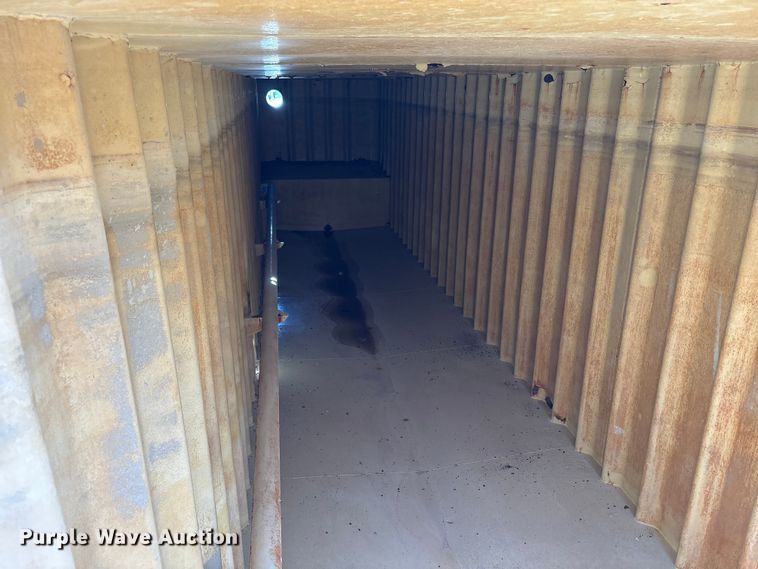 image for item YA3172 Dragon Products frac tank trailer
