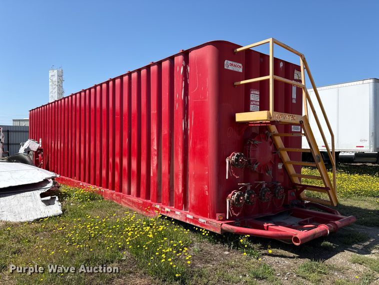 image for item YA3175 Dragon Products frac tank trailer