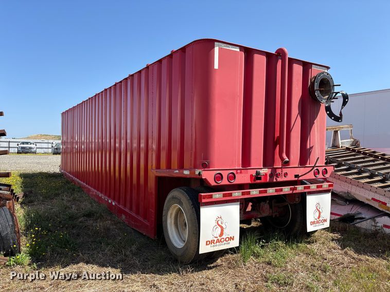 image for item YA3175 Dragon Products frac tank trailer