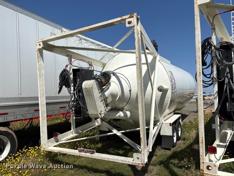 image for item YA3176 2023 Belgrade 350 sand silo trailer