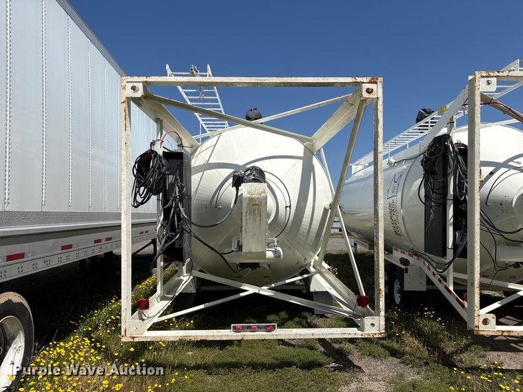 image for item YA3176 2023 Belgrade 350 sand silo trailer
