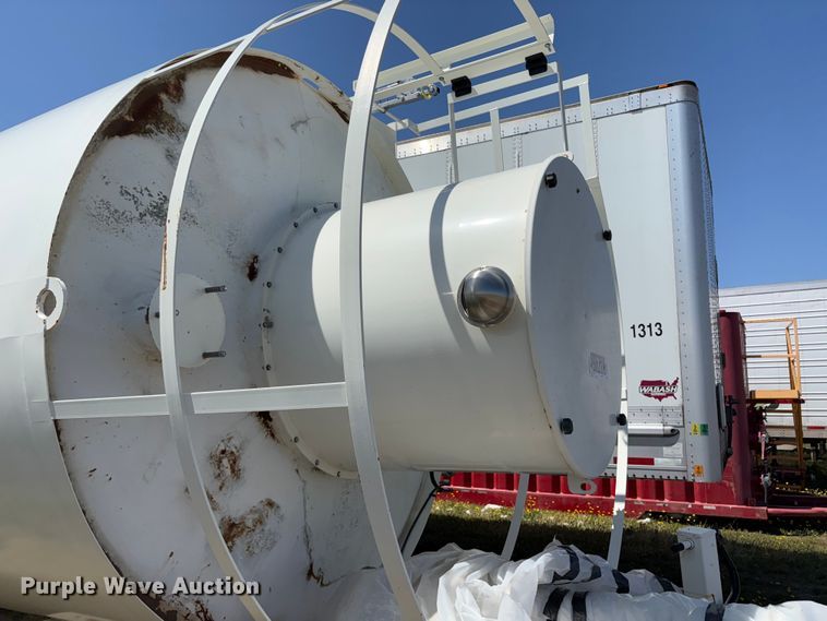 image for item YA3176 2023 Belgrade 350 sand silo trailer