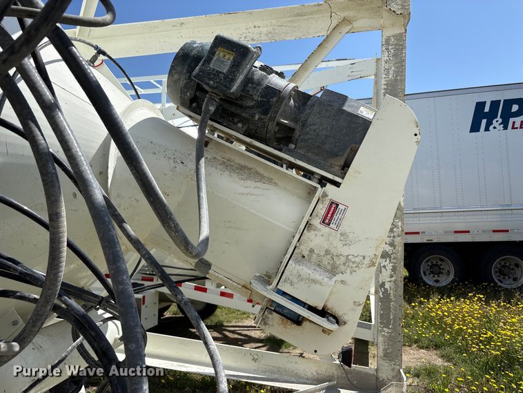 image for item YA3176 2023 Belgrade 350 sand silo trailer