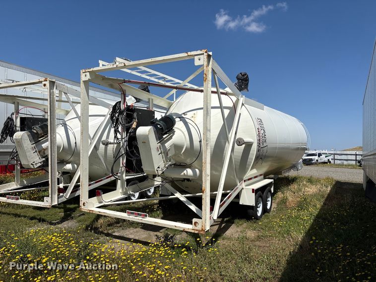 image for item YA3177 2024 Belgrade 350 sand silo trailer