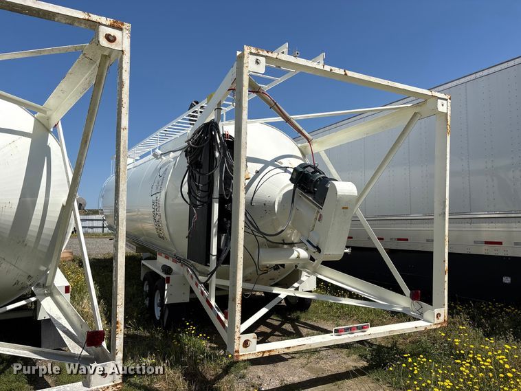image for item YA3177 2024 Belgrade 350 sand silo trailer