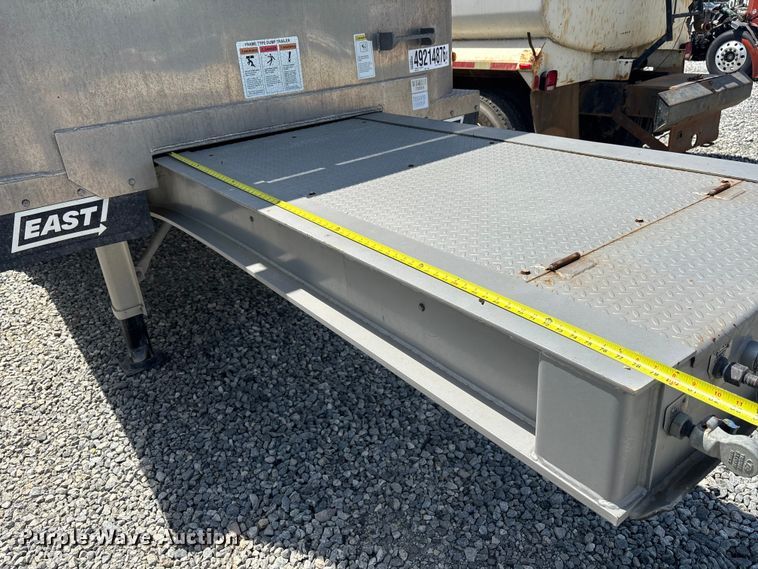 image for item YA3181 2023 East end dump trailer