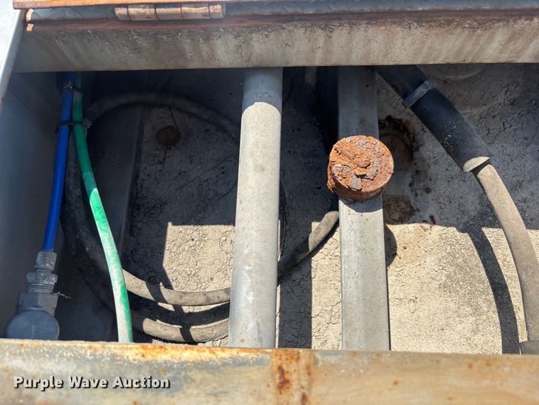 image for item YA3181 2023 East end dump trailer