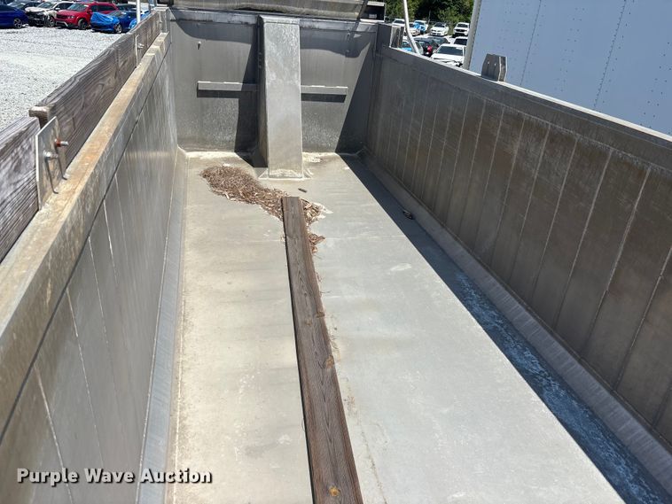 image for item YA3181 2023 East end dump trailer