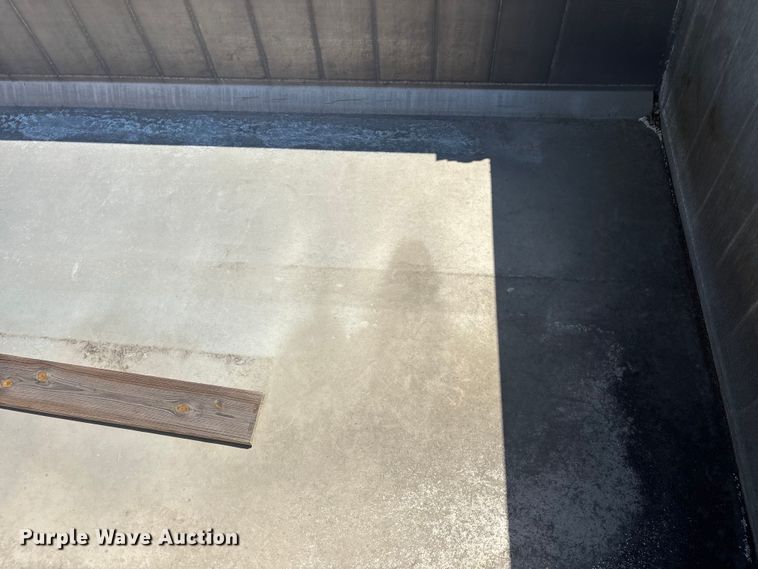 image for item YA3181 2023 East end dump trailer