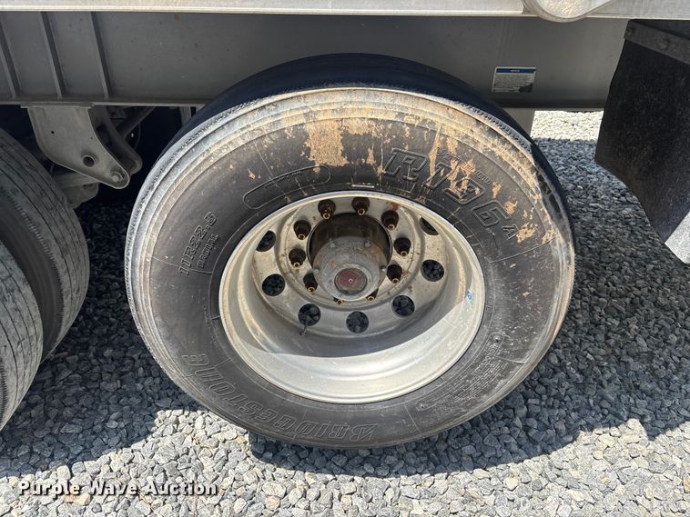 image for item YA3181 2023 East end dump trailer