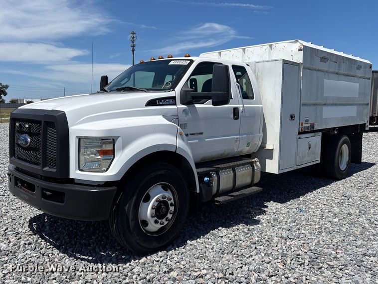 Photo of a 2016 Ford F750 Super Duty
