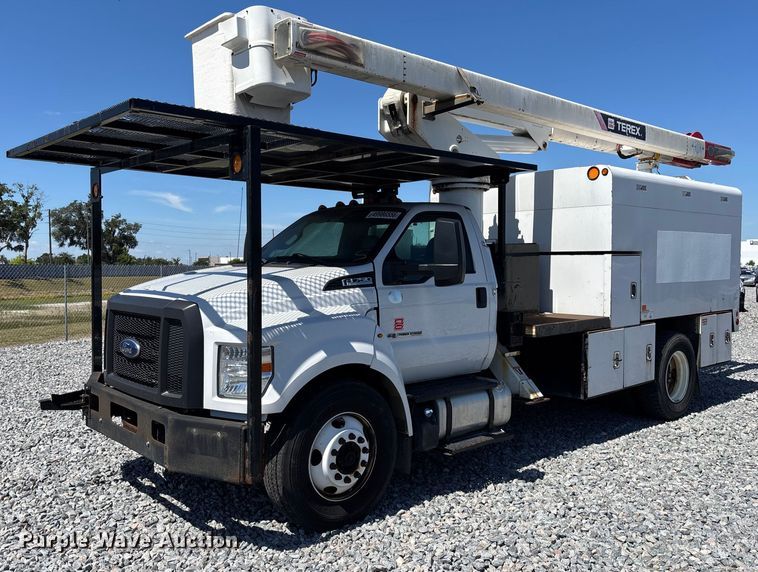 Photo of a 2017 Ford F750 Super Duty