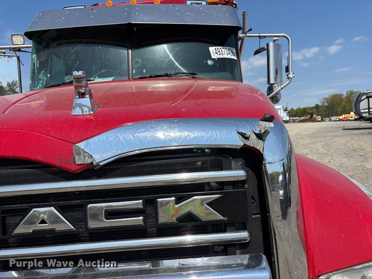 image for item YA3276 2015 Mack GU713 dump truck