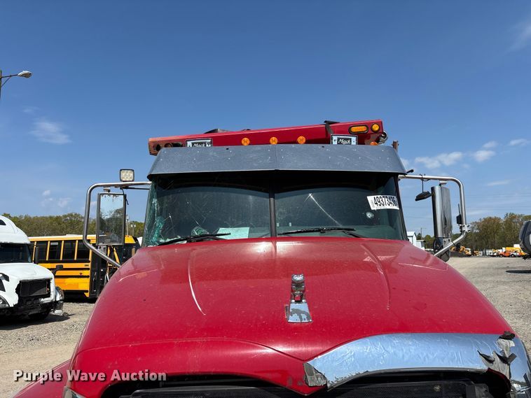 image for item YA3276 2015 Mack GU713 dump truck