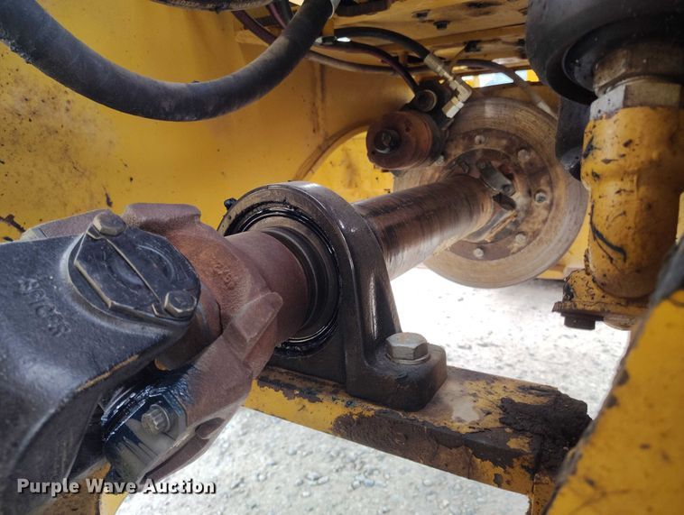 image for item YA3365 2015 Caterpillar 950M wheel loader