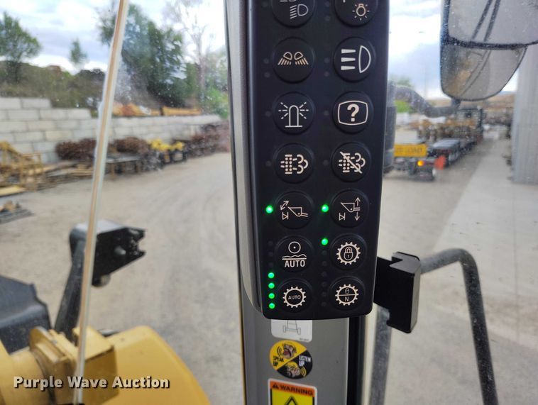image for item YA3365 2015 Caterpillar 950M wheel loader