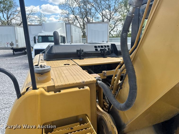 image for item YA3457 2011 Caterpillar 315D L excavator
