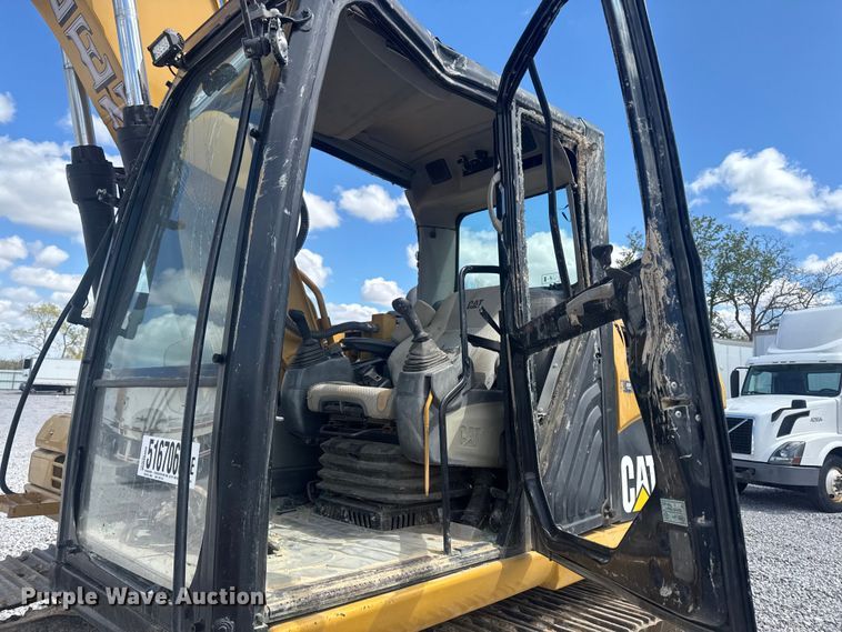 image for item YA3457 2011 Caterpillar 315D L excavator