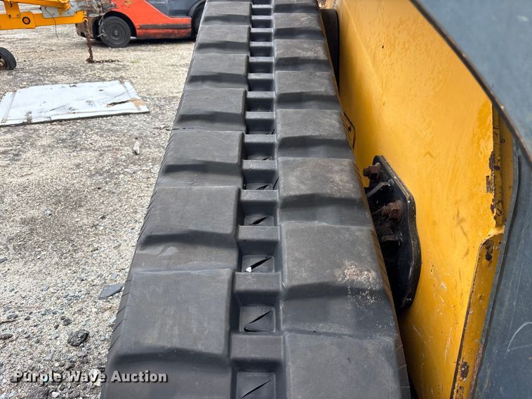 image for item YA3511 2015 John Deere 319E tracked skid steer loader