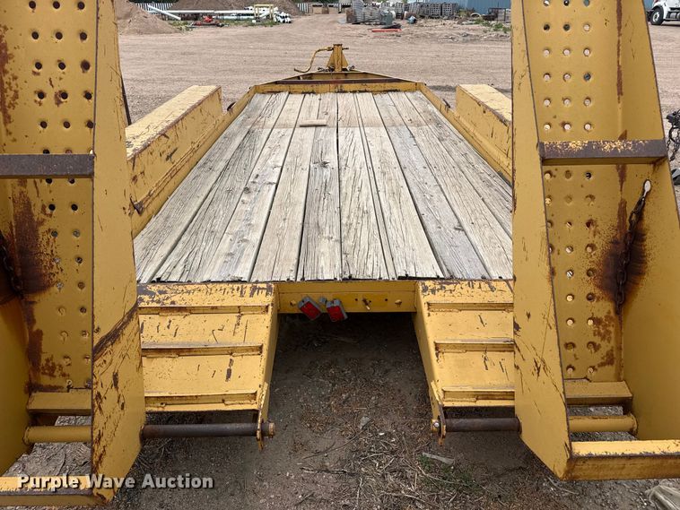 image for item DS6828 1994 Belshe WB2 equipment trailer