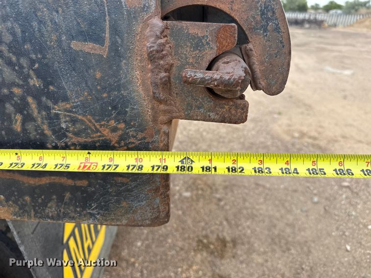 image for item DS6829 2002 International 2554 dump truck