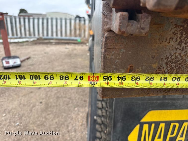 image for item DS6829 2002 International 2554 dump truck