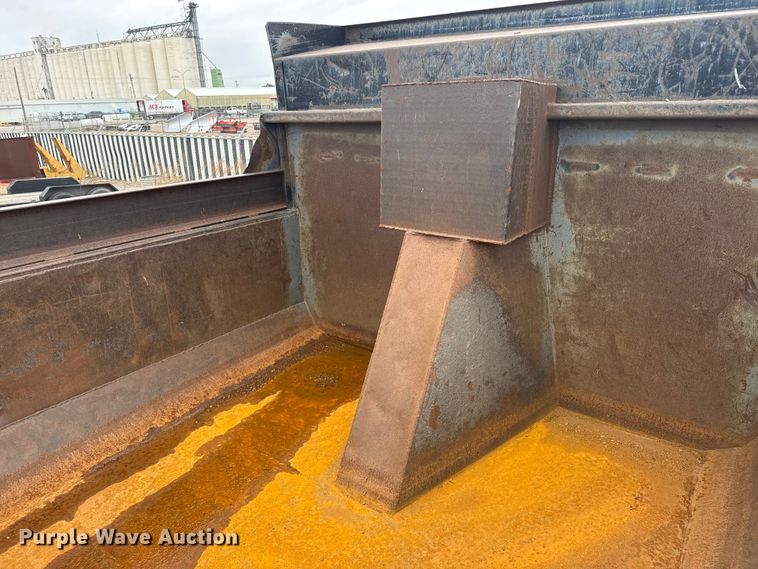 image for item DS6829 2002 International 2554 dump truck