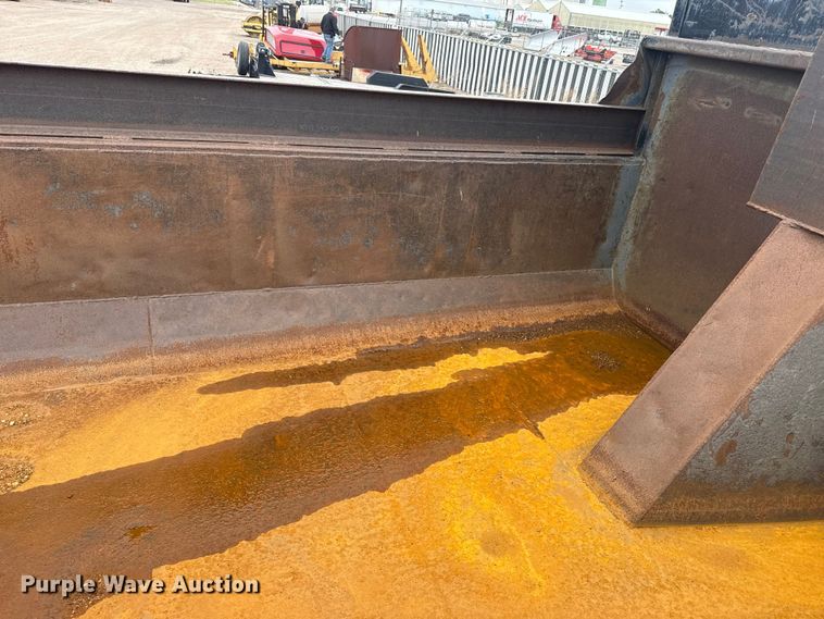 image for item DS6829 2002 International 2554 dump truck