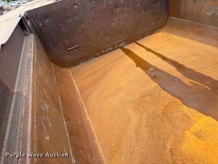 image for item DS6829 2002 International 2554 dump truck