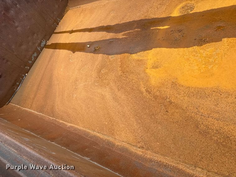 image for item DS6829 2002 International 2554 dump truck