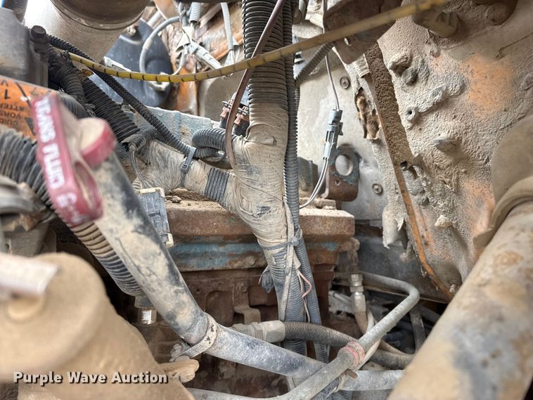 image for item DS6829 2002 International 2554 dump truck